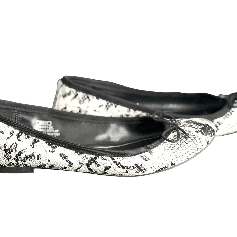Gap Snake Ballet Flat Snakeskin Print Size 6